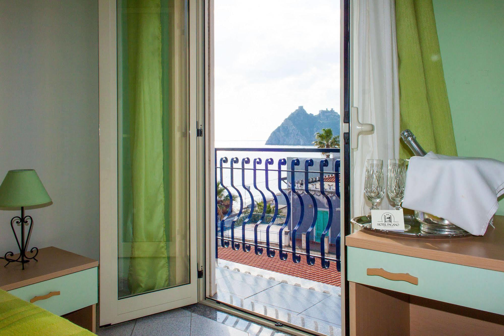 Hotel Pagano Sant'Alessio Siculo Exterior foto